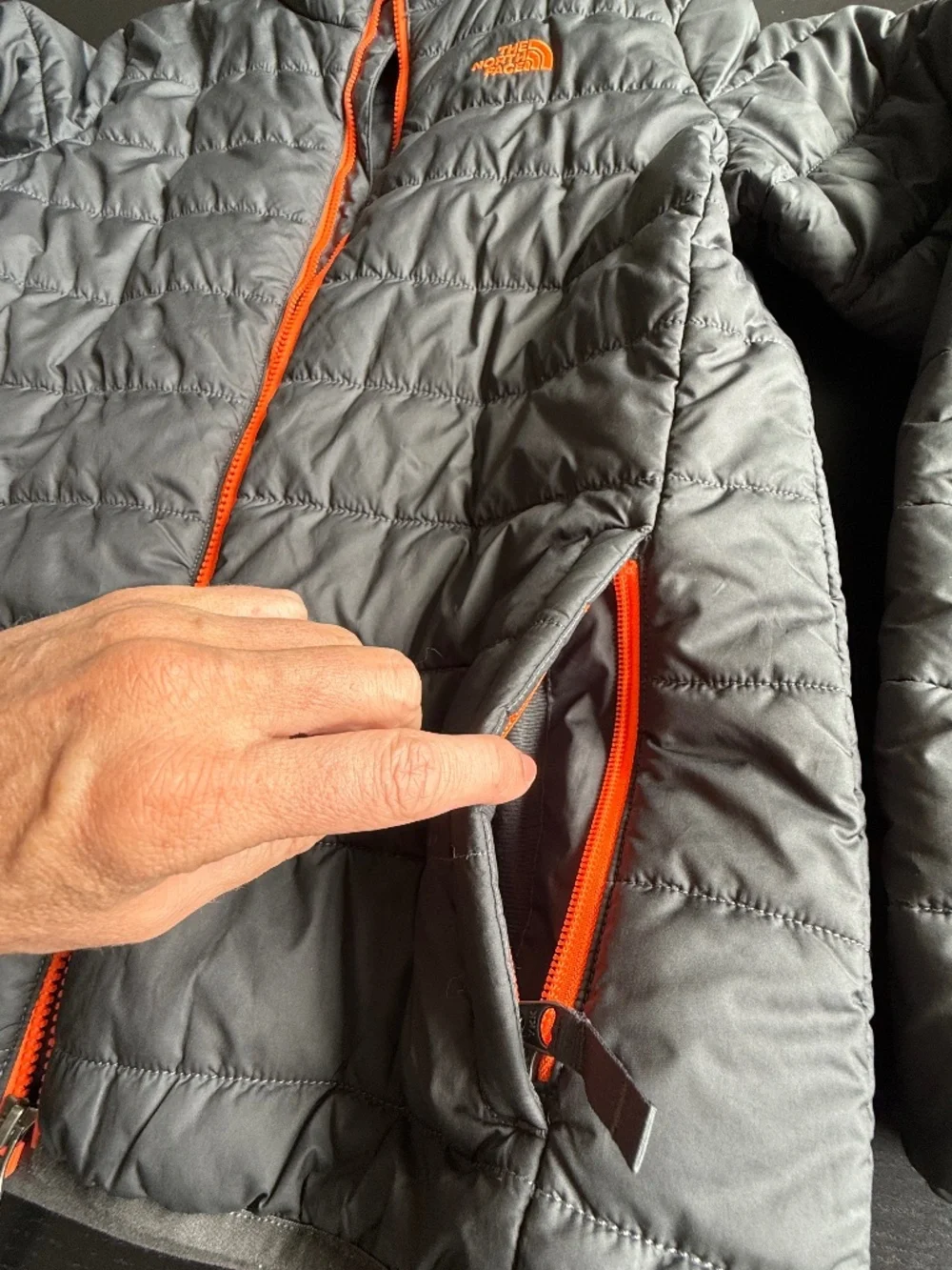 The North Face Boys XL ThermoBall Eco Insulated Jacket Gray Orange Full Zip